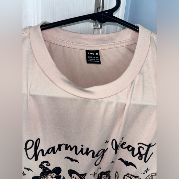 Women’s Halloween Shirt - Picture 9 of 10